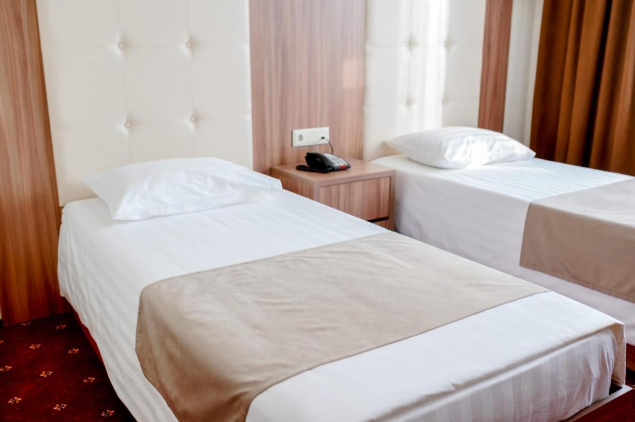 Sun Rise Inn Karagandi Kültér fotó
